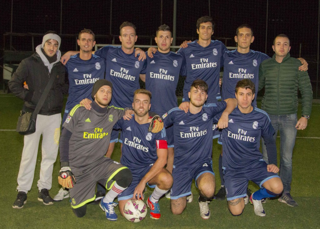 http://www.admin.papo10.it/uploads/teams/team_picture_M2EU3YXVYRYBVFZD.JPG